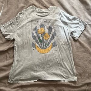 American Eagle Outfitters floral t-shirt